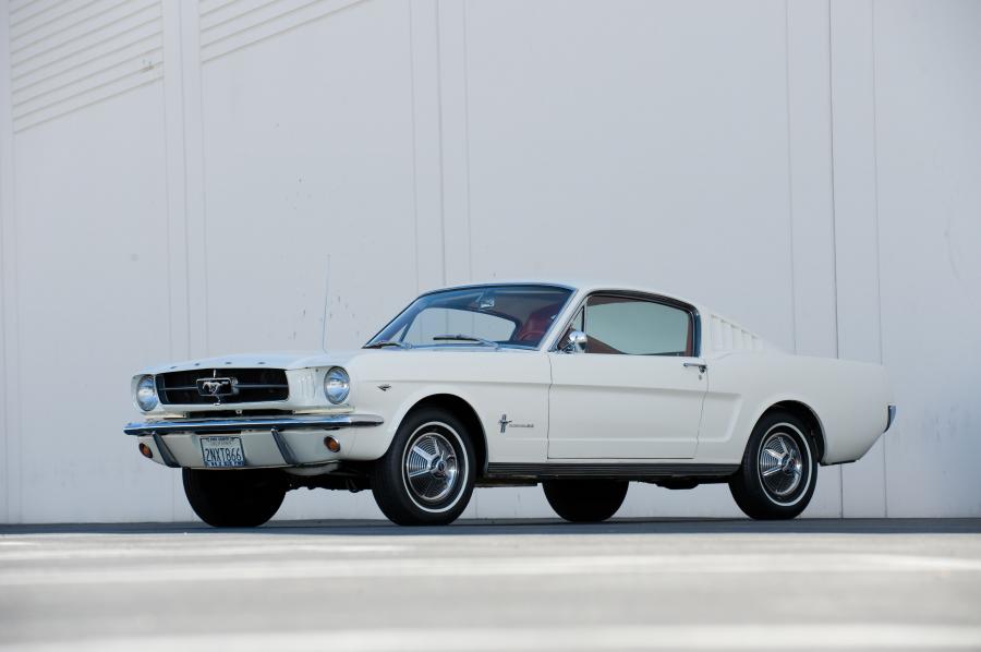  Ford Mustang 2+2 Fastback 1965 года  (фото 16 из 16)